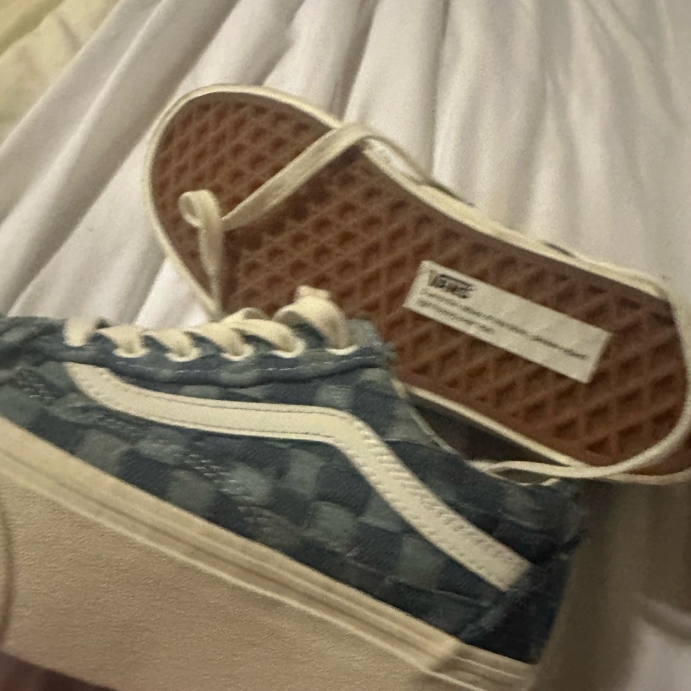 Vans denim platform shoes new never worn without tags